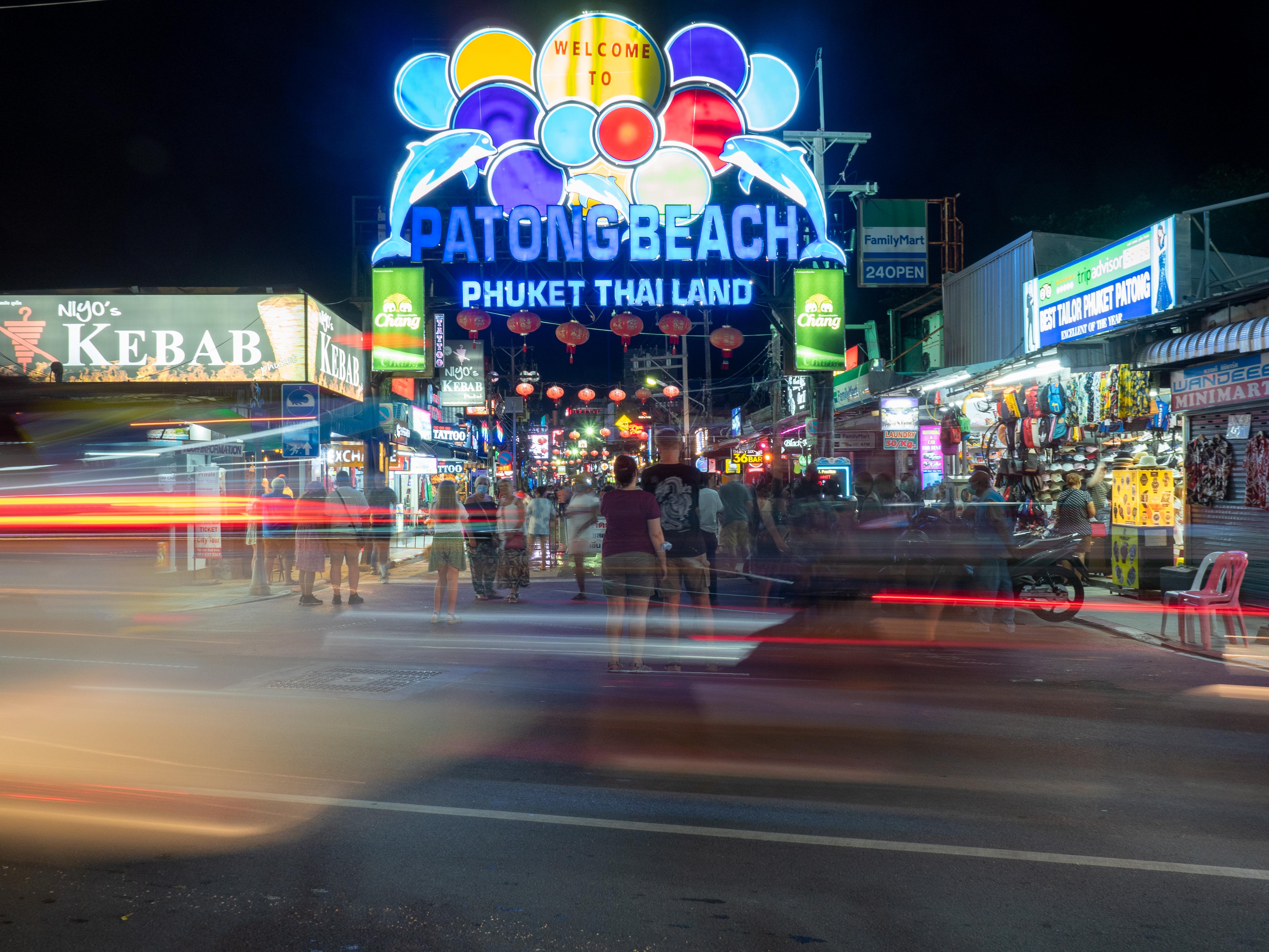 Days Inn By Wyndham Patong Beach Exteriér fotografie