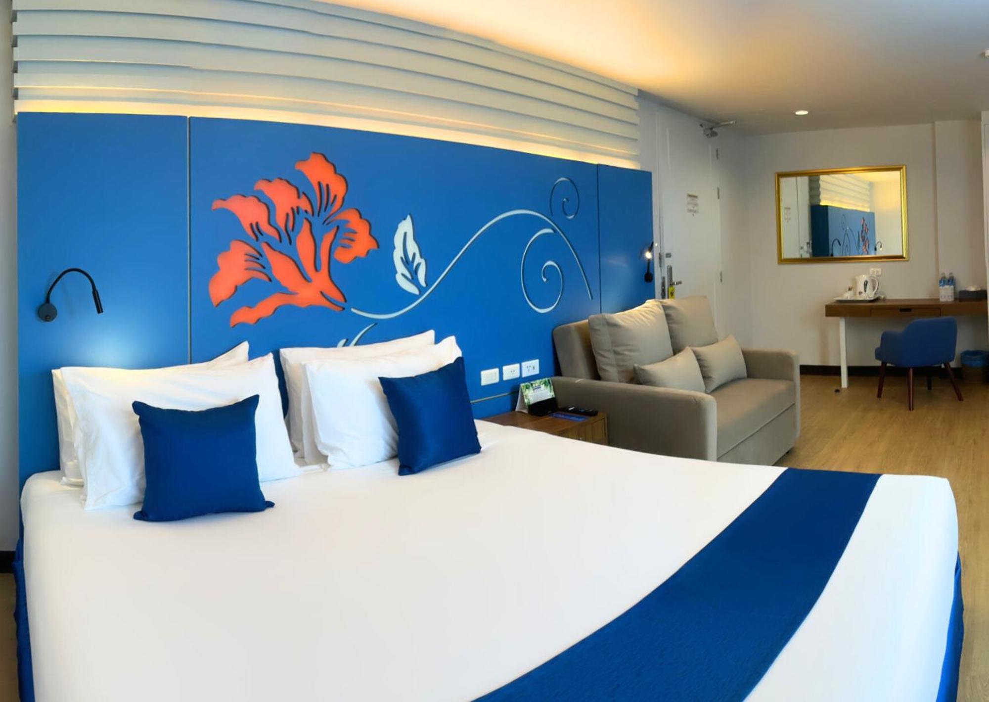 Days Inn By Wyndham Patong Beach Exteriér fotografie