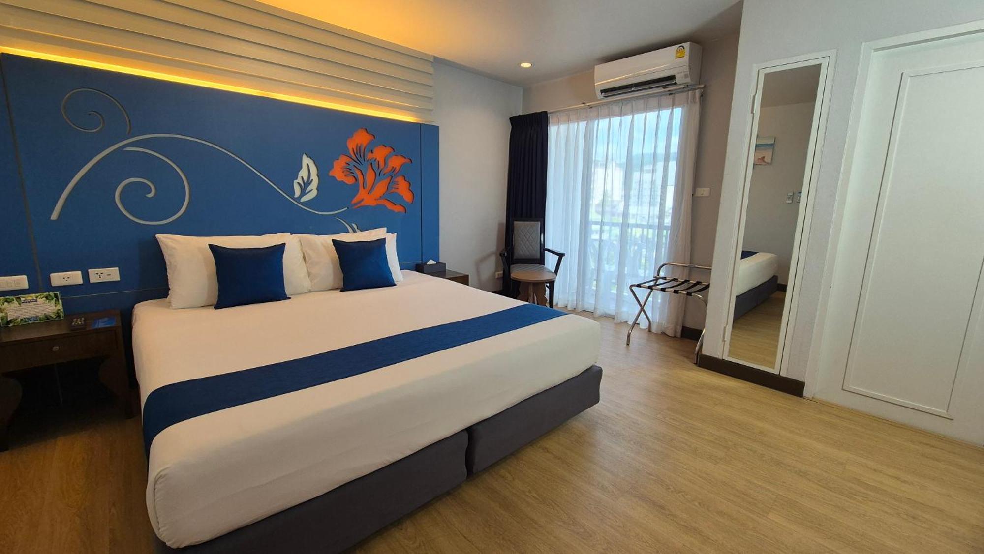 Days Inn By Wyndham Patong Beach Exteriér fotografie