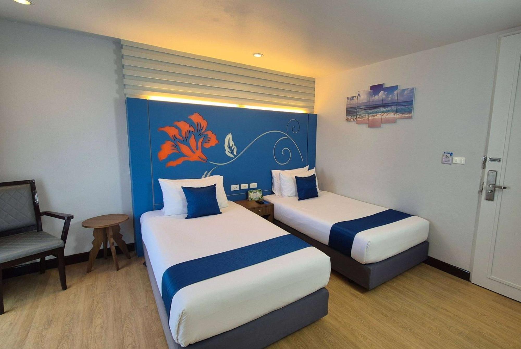 Days Inn By Wyndham Patong Beach Exteriér fotografie