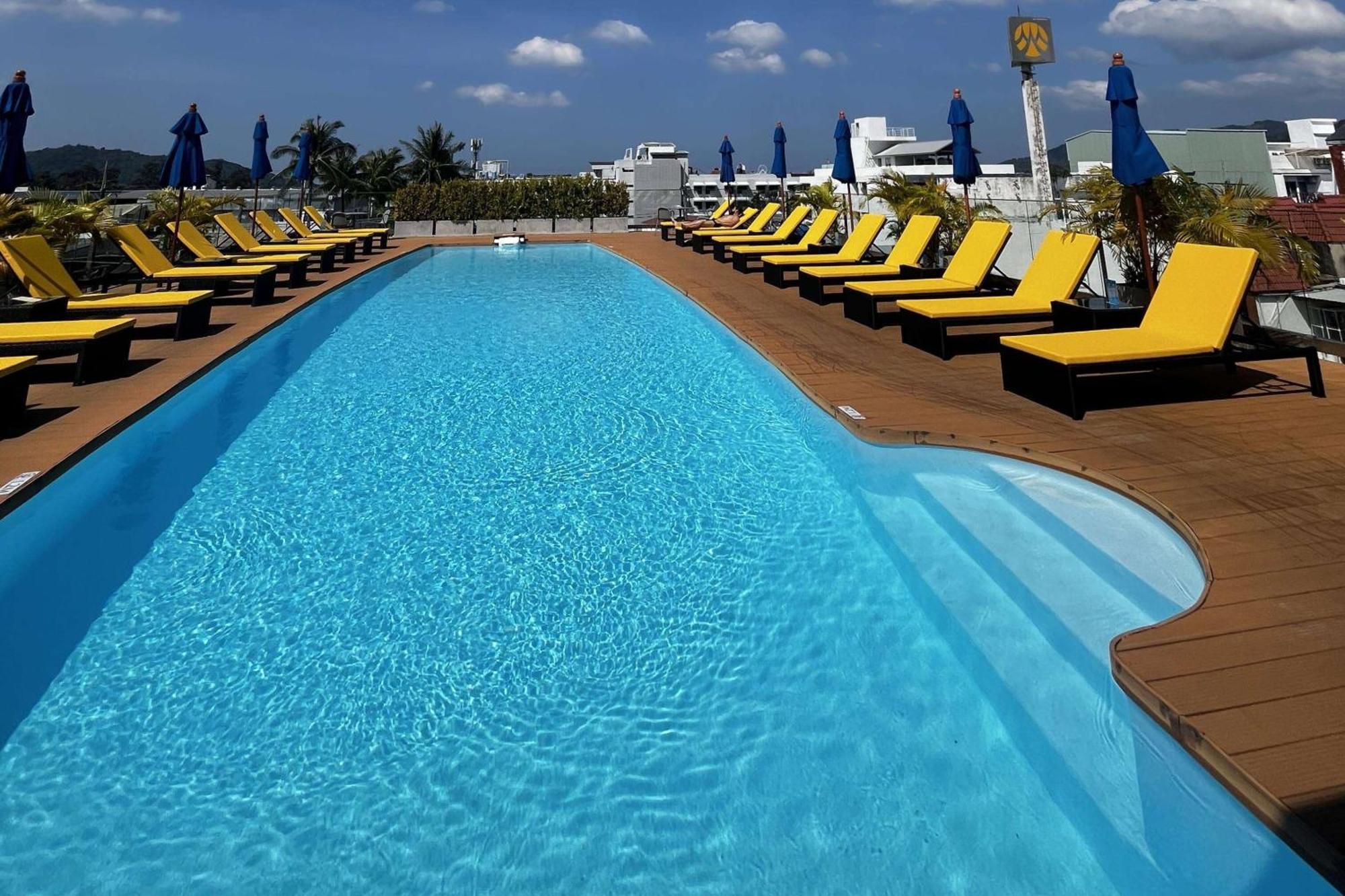 Days Inn By Wyndham Patong Beach Exteriér fotografie