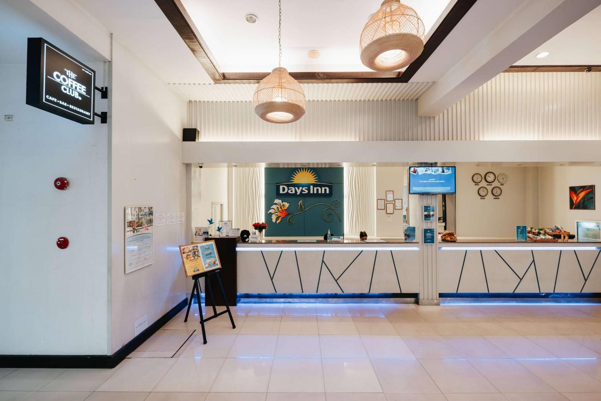 Days Inn By Wyndham Patong Beach Exteriér fotografie