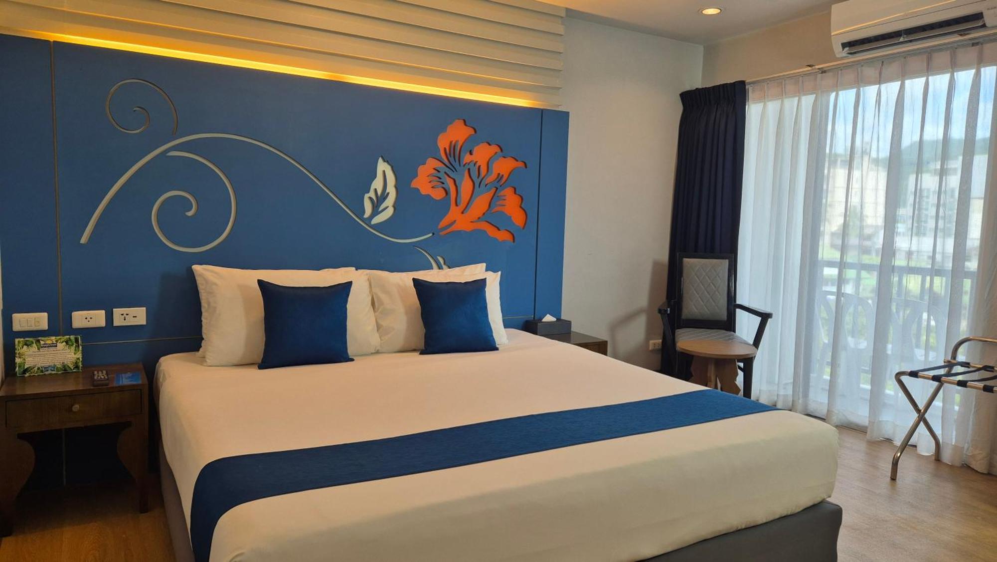 Days Inn By Wyndham Patong Beach Exteriér fotografie